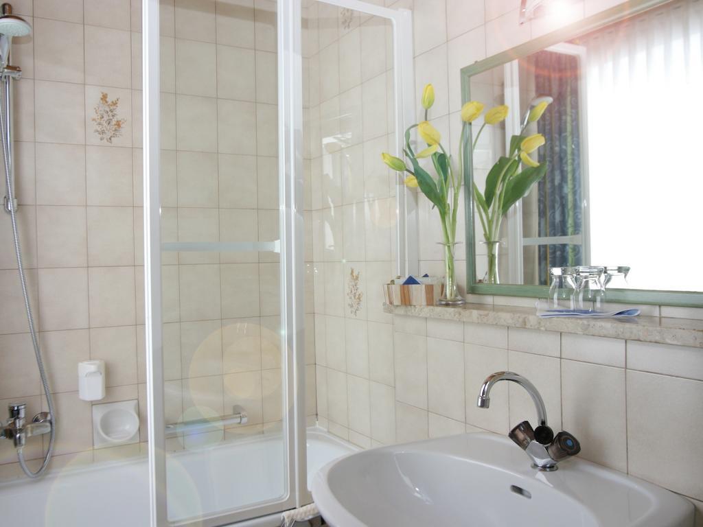 Sporthotel Snowwhite オーバータウエルン 部屋 写真