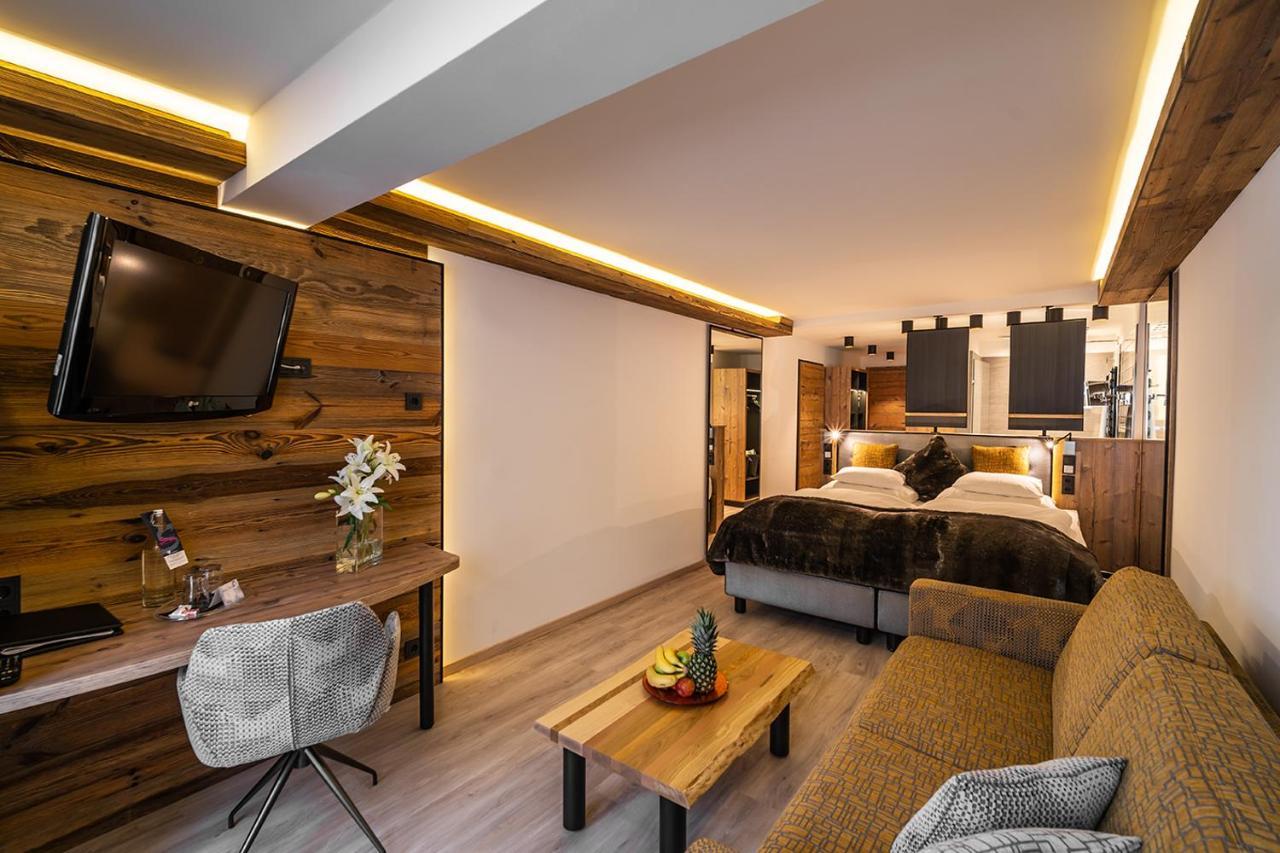 Sporthotel Snowwhite オーバータウエルン エクステリア 写真
